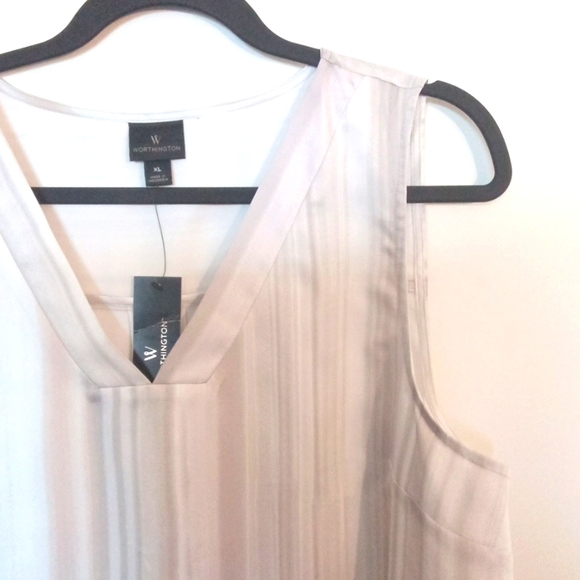 Ombre Striped V-Neckline  Tank Blouse - Picture 3 of 11